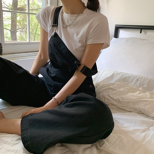 와이드핏 멜빵바지로 스타일 UP!