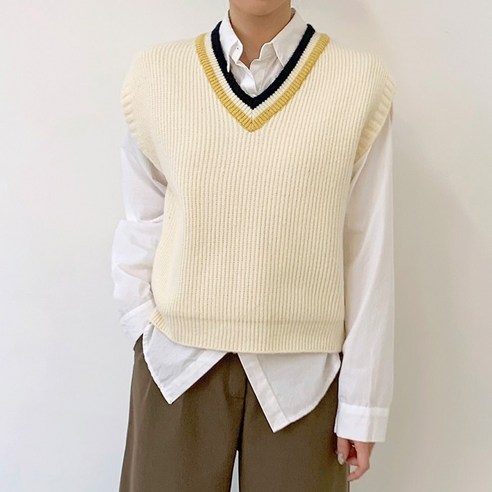 퍼니걸스 3783 배색 하찌 브이넥 니트 조끼 여성의류