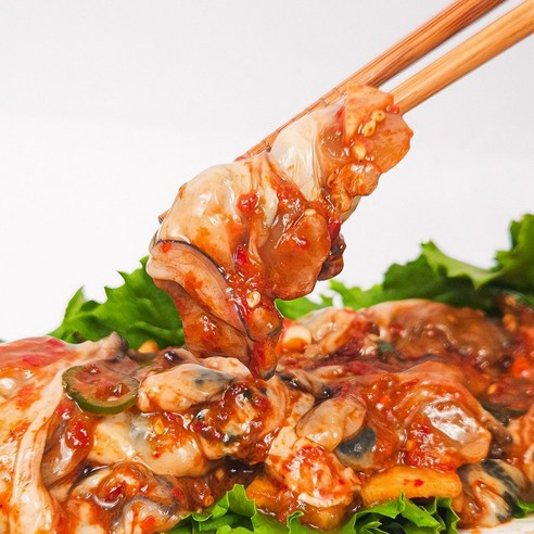 바다의 숨결을 담은 40년 전통의 맛, 통영 생굴무침 도원명가