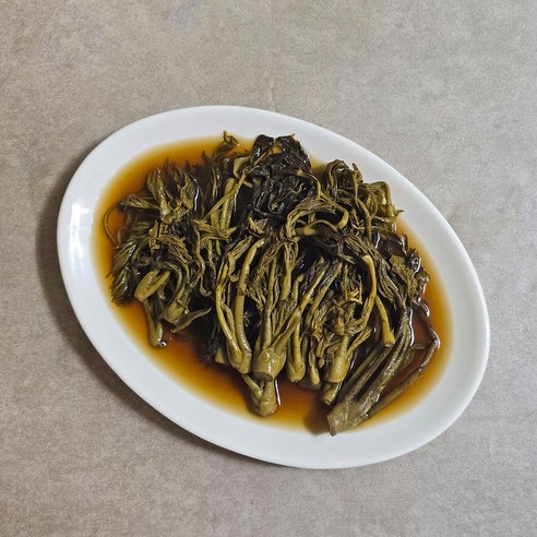 봄의 향기를 식탁으로, 국산 100% 수제 두릅장아찌