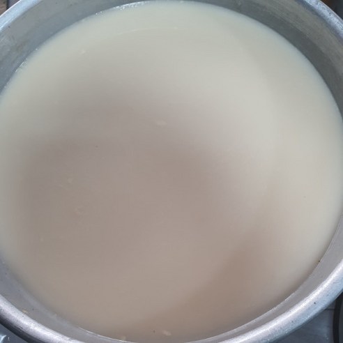 국내산 한우 육수로 깊어진 풍미, 타임쿡 등뼈 시래기 해장국