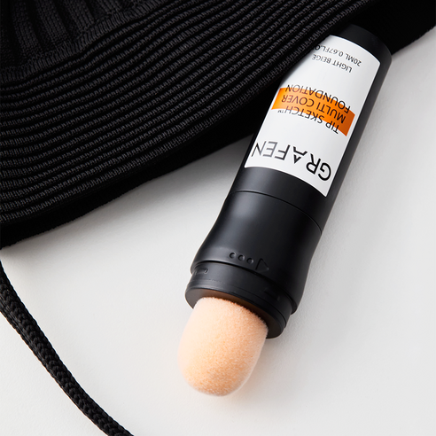 얇고 강력한 커버, 그라펜 팁스케치 멀티 커버 파운데이션으로 피부 고민 해결!
