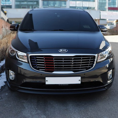 올뉴 카니발 그릴 데칼 스티커는 DIY 방식으로 간편하게 적용할 수 있고, 국기 디자인을 포함한 다양한 스타일의 그릴을 만들어 낼 수 있으며, 내구성이 우수합니다.