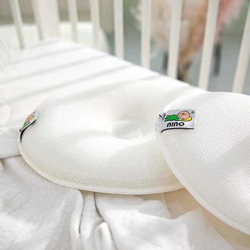 포근한 꿈결을 선물하는 키스앤블러썸 니노필로우 두상베개