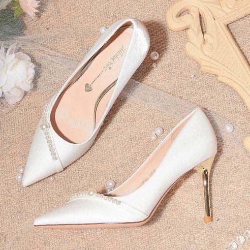 합리적인 가격으로 완성하는 눈부신 웨딩, 레보스 새틴 웨딩슈즈