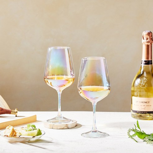 신혼부부를 위한 완벽한 와인잔 세트