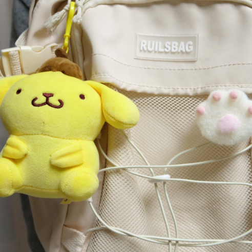 사랑하는 사람을 위한 축하의 마음을 담은 아바노 산리오 캐릭터 인형 꽃다발