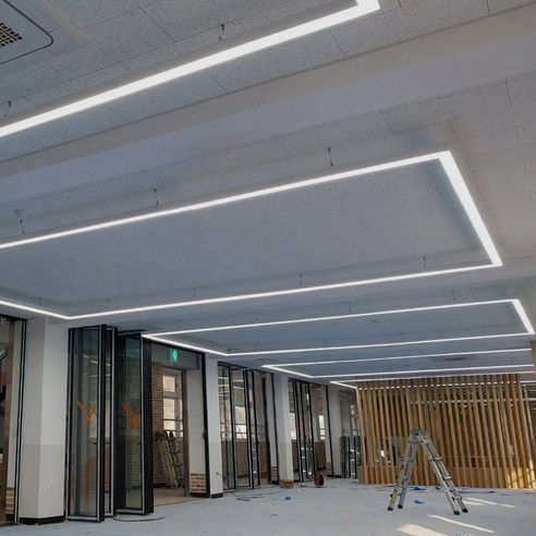 LED 슬림 라인조명은 다용도조명으로 거실등, 주방등, 직부 일자등, 천장 등 다양한 공간에서 활용할 수 있는 제품입니다.