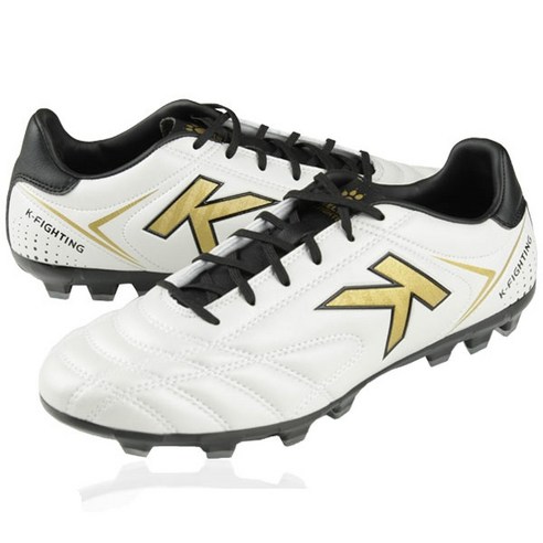 필드를 지배하는 압도적인 존재감, 켈미 AG 인조잔디 축구화 켈미축구화