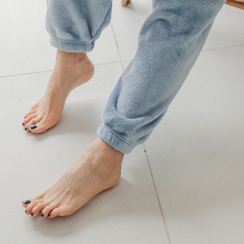 여성의 겨울밤을 따뜻하게 감싸는, 포그니 융털 수면바지