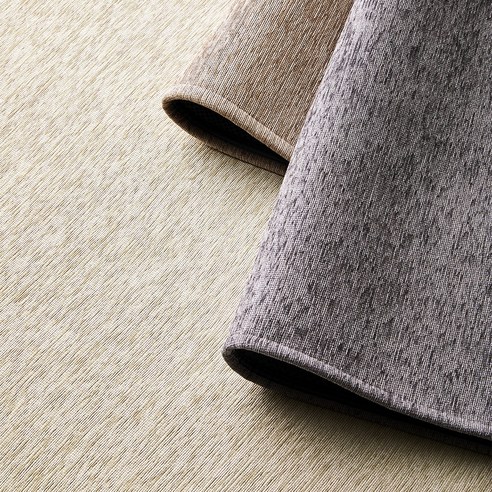 우아함과 실용성을 겸비한 고급 러그