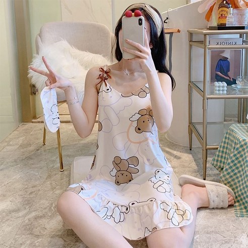 편안함과 스타일을 책임지는 여름 홈웨어 나시 원피스