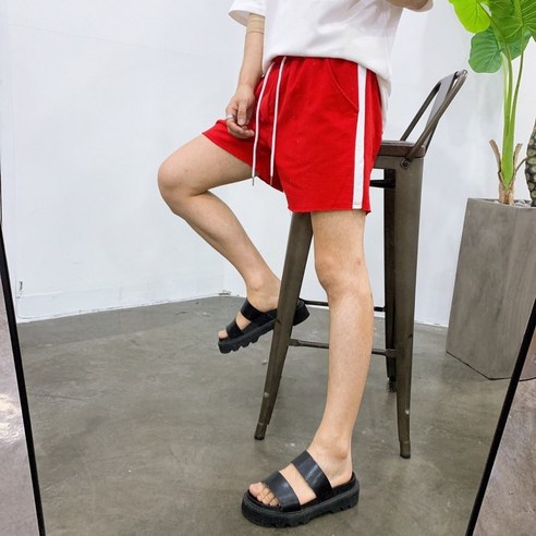 스트릿제이 배색 라인 컷팅 반바지