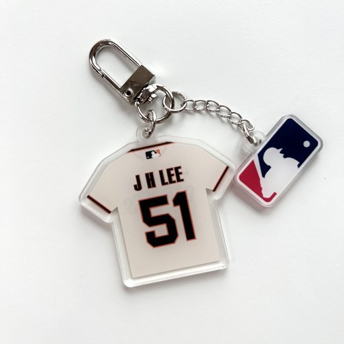 이정후 & 오타니 키링: 야구 열정을 담은 특별한 액세서리