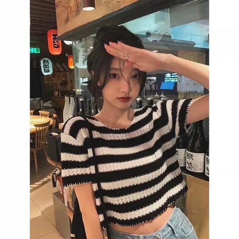 KORELAN 스트라이프 뚜껑!입체 근리감 소프트 찹쌀 니트 숏tee빈티지 무늬 셔츠 소매 조인트 니트