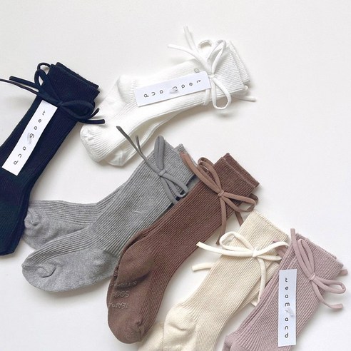 사랑스러운 리본으로 완성하는 우리 아이 스타일, 리더키즈 봉봉 리본 골지 니삭스