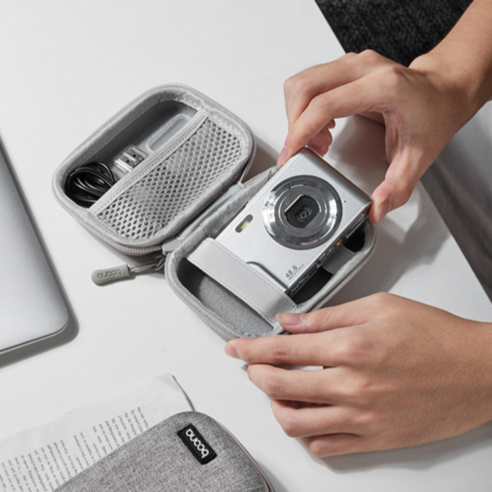 더 심플러 디카 네모 케이스: 미니 디지털 카메라를 위한 완벽한 보관 솔루션