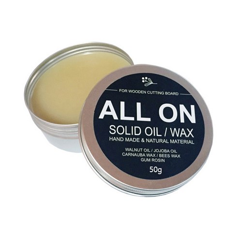 천연 올온 왁스로 나무의 아름다움을 되살리세요.