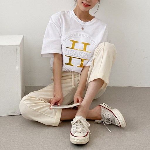 애플망고샵 여성 반팔 헤븐엠보 라운드 티셔츠 루즈핏 캐주얼 금박 여름티셔츠