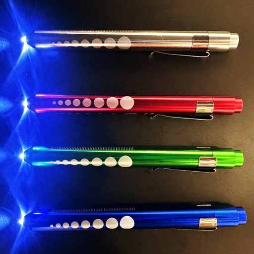 블랙장미 동공펜 라이트 군대 간호사 LED 불빛