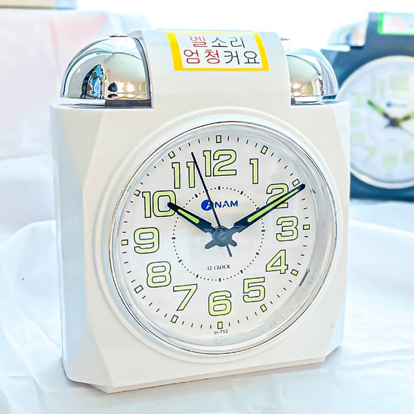 아남 트윈벨 시끄러운 무소음 탁상 알람시계 H752, 화이트 