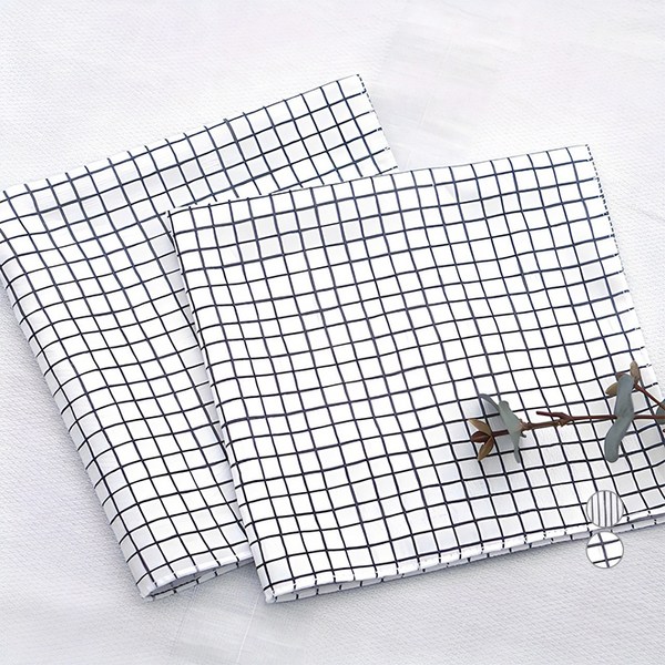 유트러스 엠보싱 블랙 가제손수건 5p 이미지