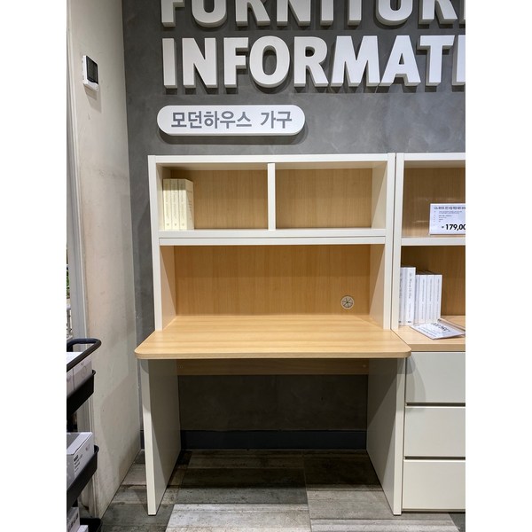 모던하우스 강서점 가구 니노 화이트 책상 세트 W1100
