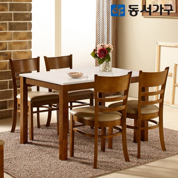 동서가구 모던 하이그로시 4인용 식탁 테이블+의자 4개 세트 카카오 DF632644