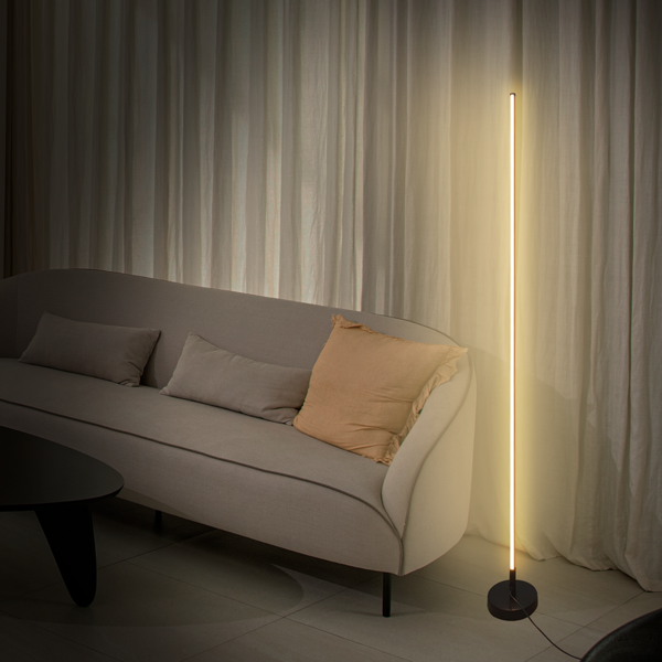  레나에너지 북유럽 플로어 장스탠드 LED 조명 거실등, 블랙 