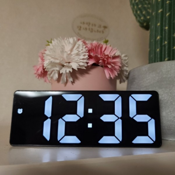  글륵 올블랙 LED 디지탈 탁상시계, 블랙 