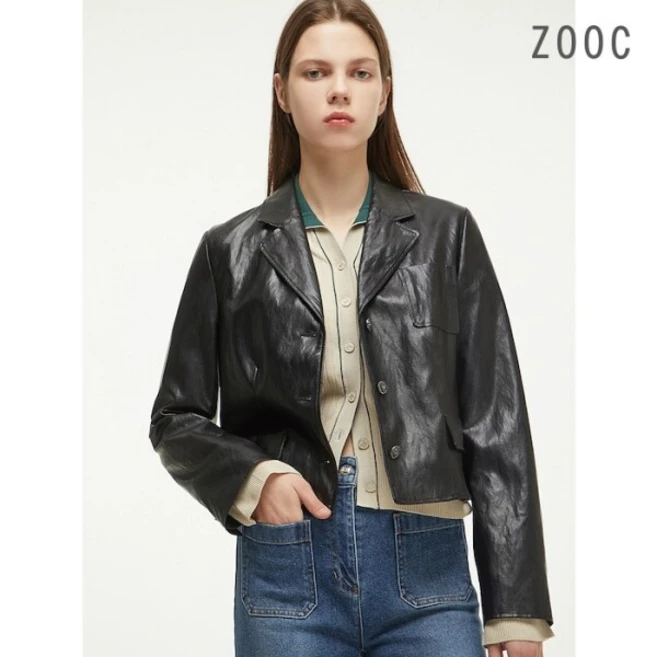 [ZOOC ] 쓰리버튼 크롭 에코레더 재킷 BKZ224PSF553