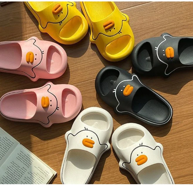 슬리퍼 오리쿠션 여성 거실화 층간소음방지 슬리퍼 캐릭터 귀여운 학생 실내화 사무실 사계절 neo318, 1개, 블랙