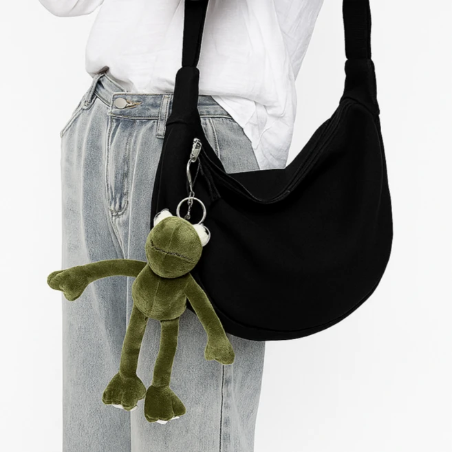 레드에셋 남성 여성 반달 크로스백 가벼운 가방