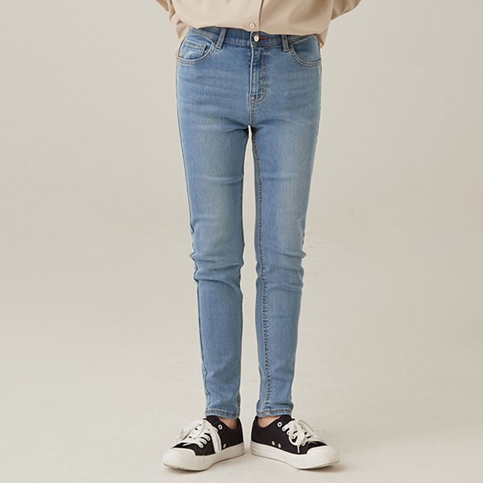 스파오 여성용 데일리지 날씬하게 몸을 잡아주는 찰Jeans 스키니 SPTJA23G01 대표 이미지 - 스파오 청바지 추천