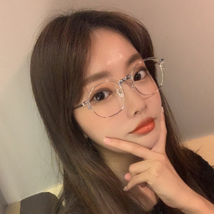 더브릴레 동글이 남성 여성 클리어 뿔테 투명 라운드 안경 블루라이트차단 렌즈 대표 이미지 - 하금테 안경 추천