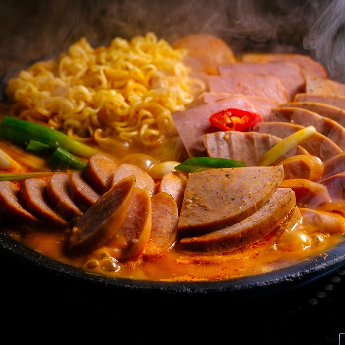 리얼 햄 소지지 듬뿍 부대찌개 600g X3팩 (1800g), 3개 대표 이미지 - 안주 밀키트 추천