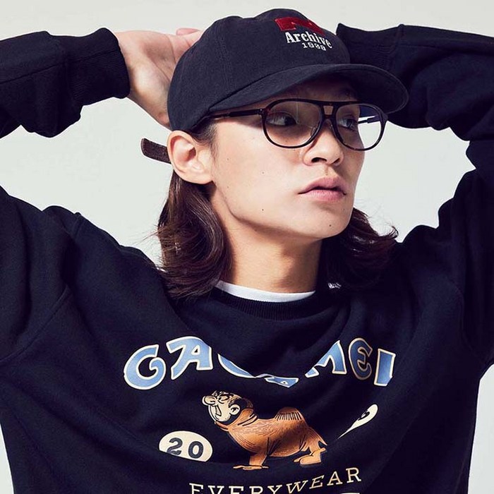 비욘드클로젯 GACAMEL VINTAGE LOGO SWEAT SHIRTS BLACK (7397462) 대표 이미지 - 비욘드클로젯 맨투맨 추천