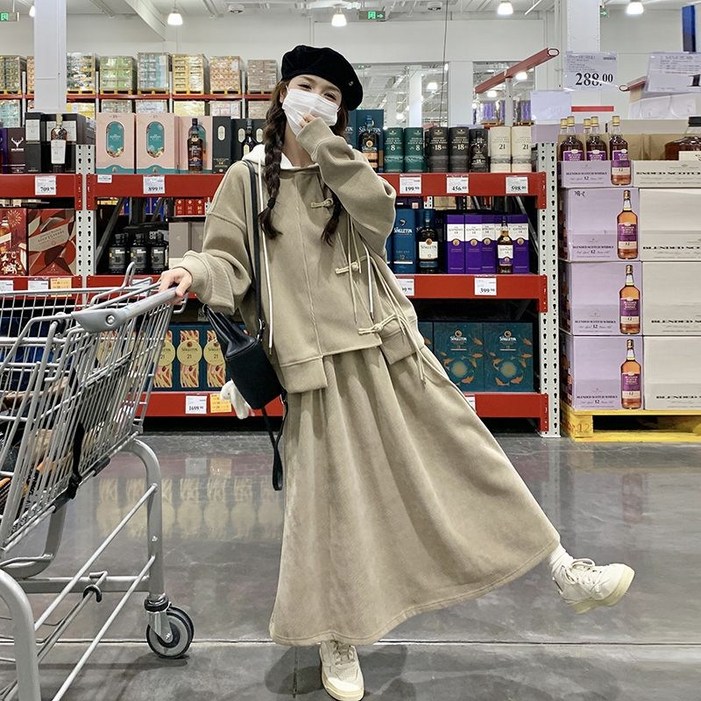 해피유통 여성용 투피스 가을 겨울 라지 기모 두꺼운 버클 후드 후드캐주얼 스커트 세트 mgy