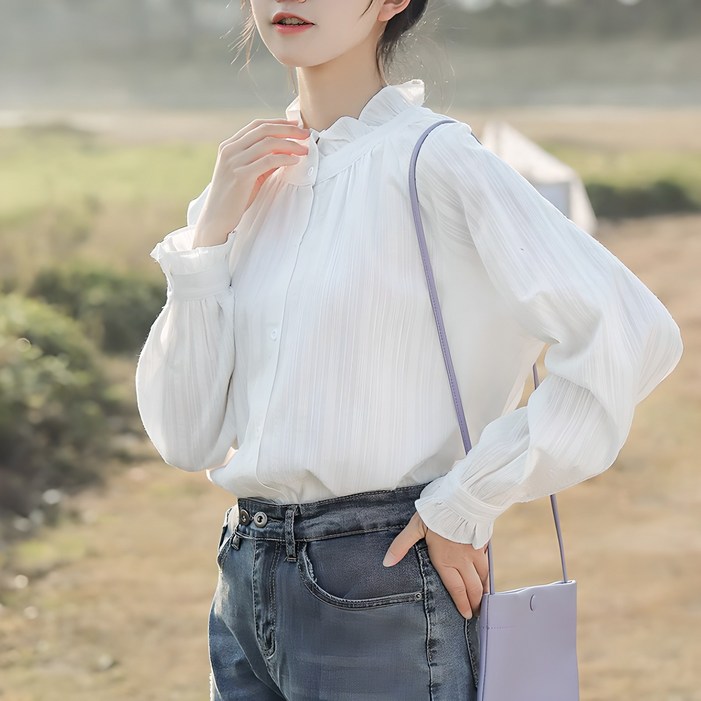 아이엠몽 여성용 모더니 프릴 하프 터틀넥 블라우스 아이엠몽 여성용 모더니 프릴 하프 터틀넥 블라우스