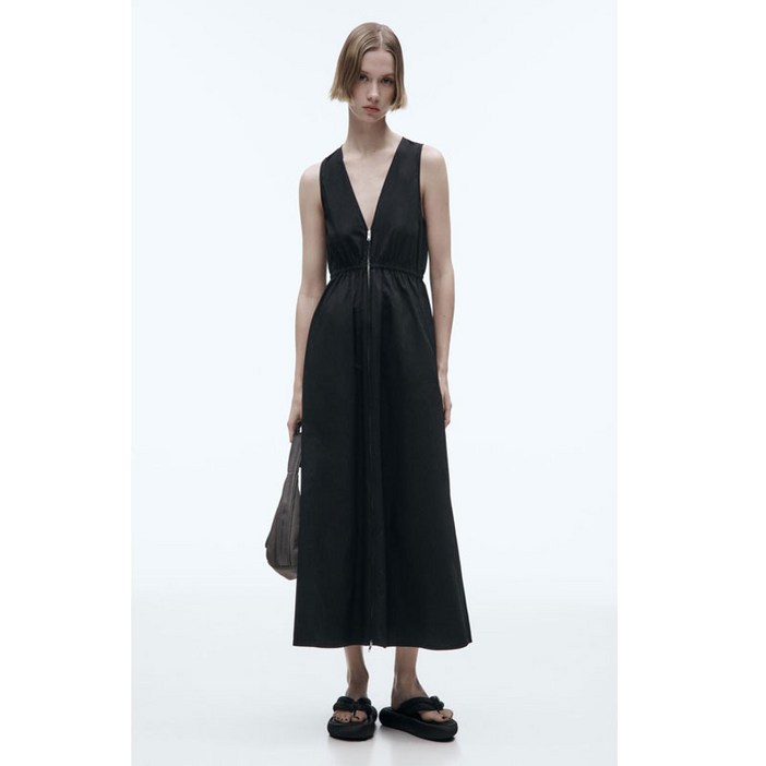 자라 ZARA 여자나시원피스 집업 브이넥원피스 블랙   09H0306