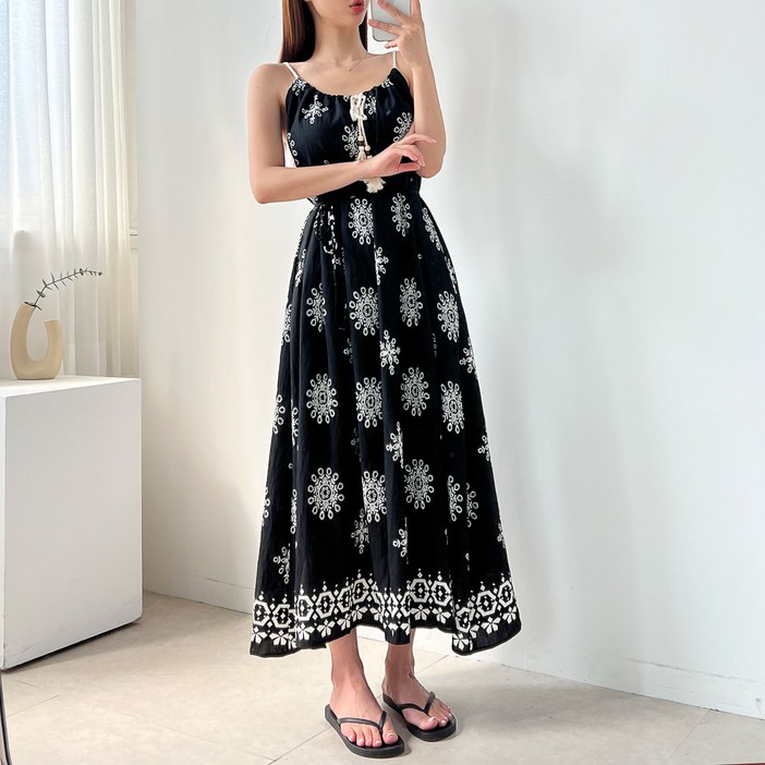 당일출고 (허리끈 ~88) 에스닉 페이즐리 테슬 바캉스 휴양지 끈 나시 맥시 롱 원피스 3color