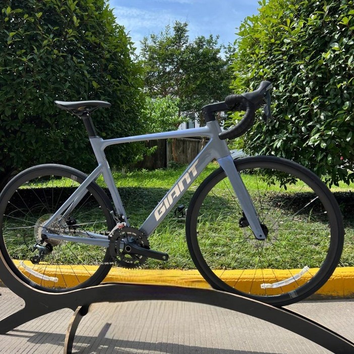 자이언트 카본 로드자전거 25년형 PCR LTD2 20단 유압디스크