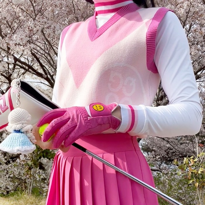 투솜 여성골프조끼 여성골프웨어 빅로고 아가일 브이 니트조끼 봄 가을 골프조끼 하운드 신축성 간절기 여자골프조끼 봄골프조끼