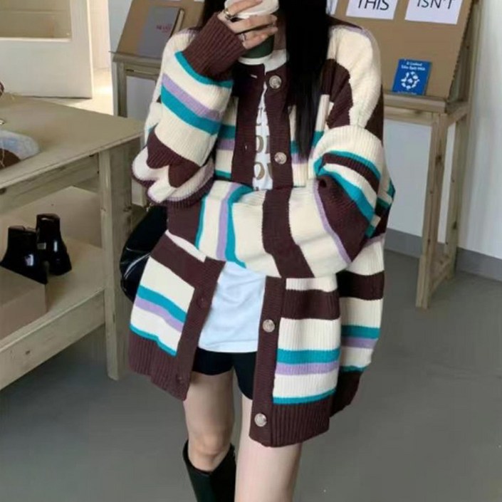 시크힐즈 여성용 라운드 오버핏 스트라이프 니트 가디건 00023 T