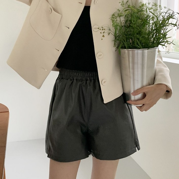 페이크레더 옆트임 밴딩 3부 숏팬츠(3color)