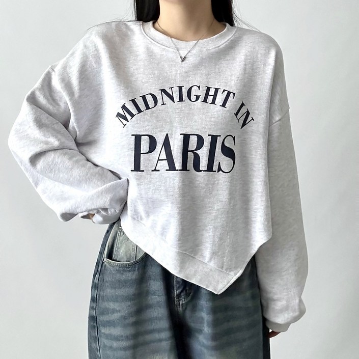 매일리룩 레터링 언발 사선 쭈리면 삼각 오버핏 박스 맨투맨