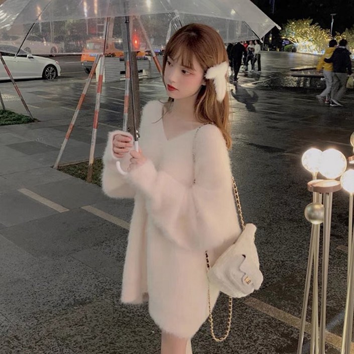 더블유 브이넥 겨울 니트 원피스