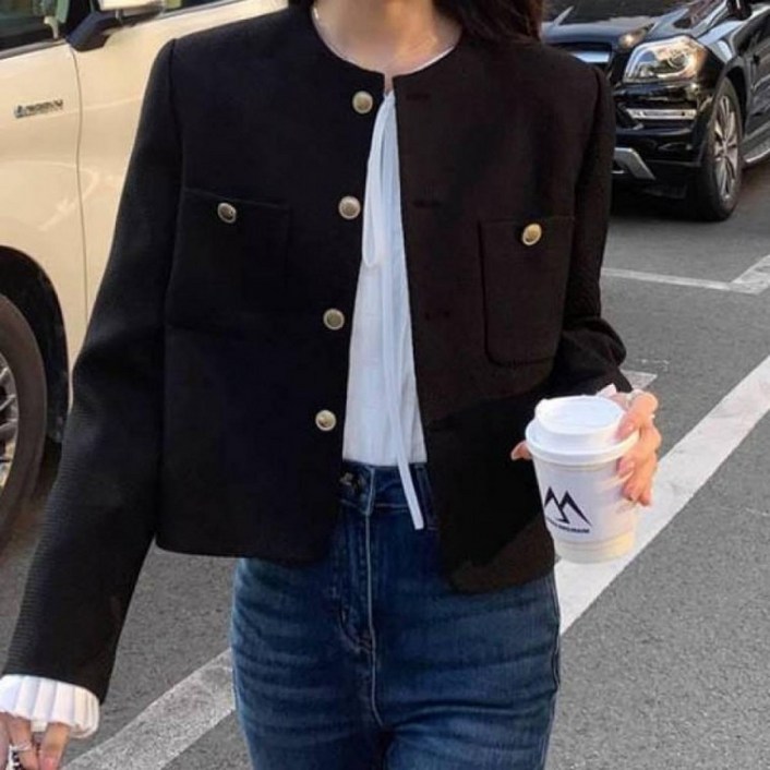 크롭 재킷 간절기 노카라 디자인 여성 자켓