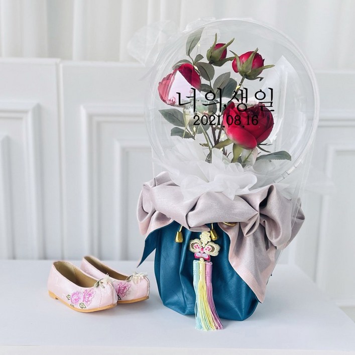 러블리팜 터지지 않는 매직 꽃풍선 보자기형 동백장미 25cm + LED조명 + 용돈홀더 10p + 용돈비닐 30p + 노리개 + 쇼핑백 + 레터링 시트지 생일