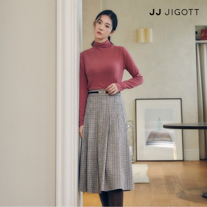 JJ지고트 슬림핏 하프넥 울 티셔츠 GNAP0TSP1